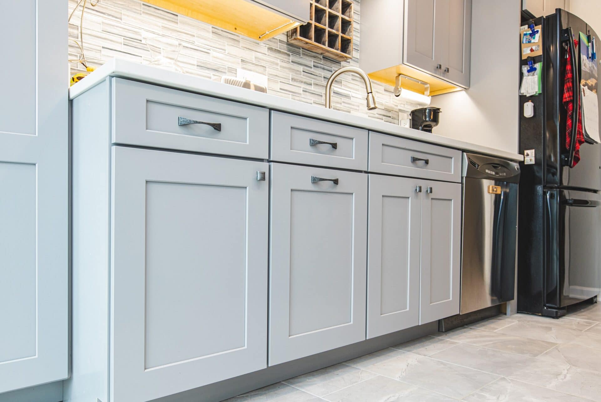 shaker kitchen cabinets