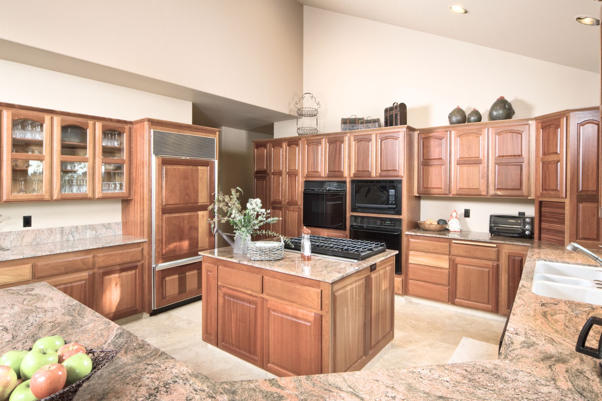 Maple cabinets blue walls